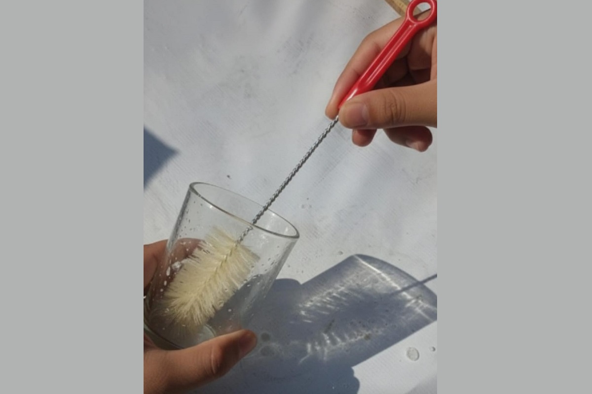 Bottle Washing Brush